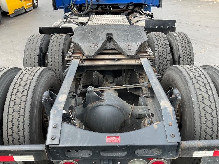 2020 Volvo VNL 300 in Memphis, TN — photo 6