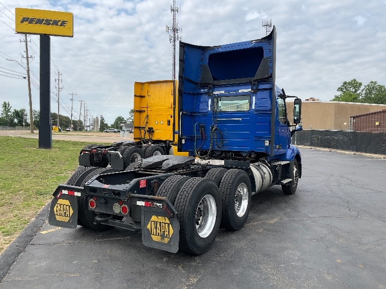 2020 Volvo VNL 300 in Memphis, TN — photo 7