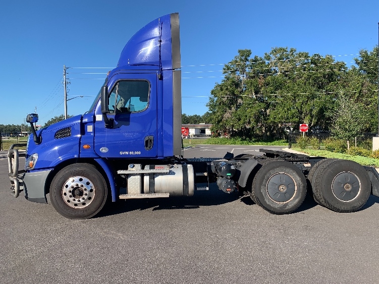2020 Freightliner Cascadia in Ocala, FL — photo 4