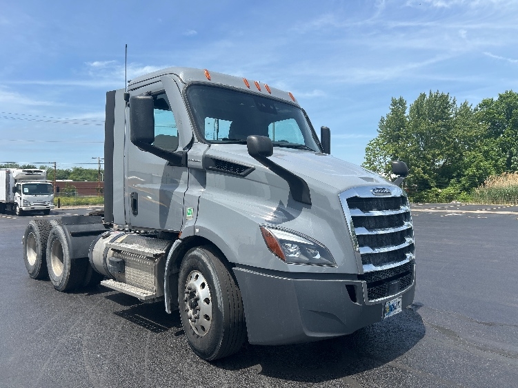 2020 Freightliner Cascadia
