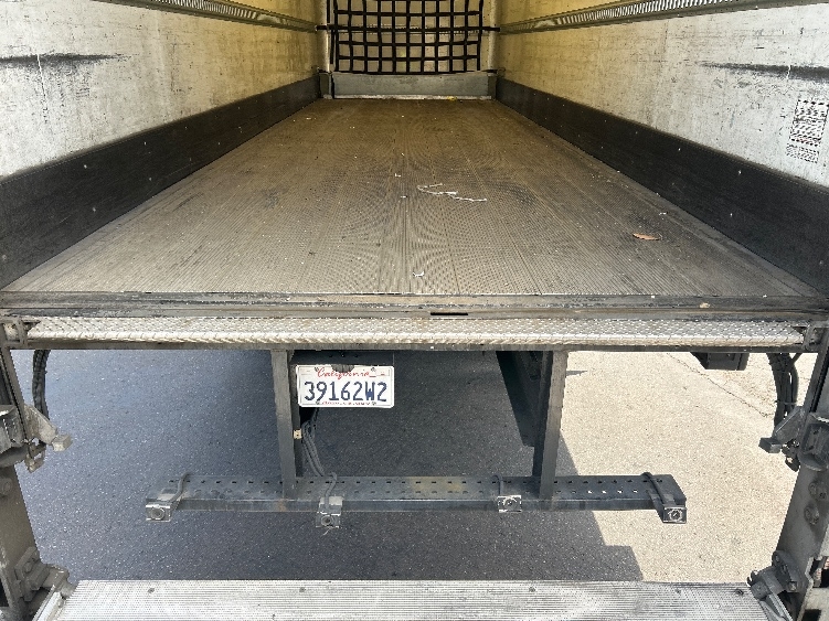 2020 Hino 338 in Torrance, CA — photo 10