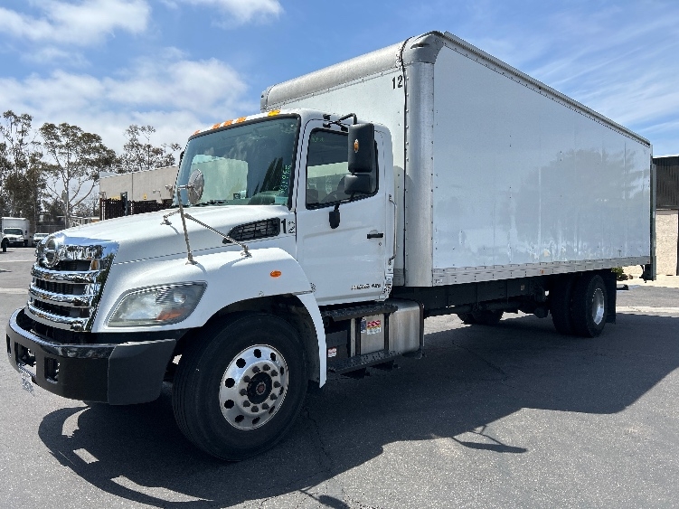 2020 Hino 338 in Torrance, CA — photo 3