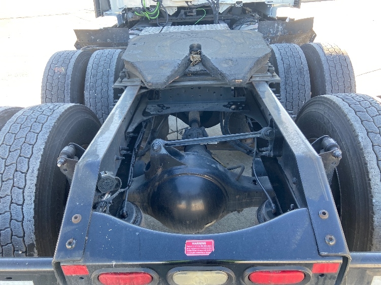 2020 Volvo VNL 760 in San Antonio, TX — photo 6
