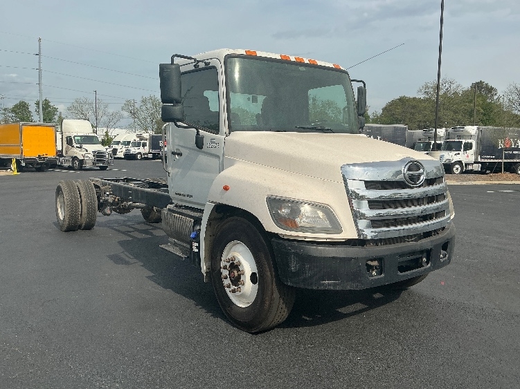 2020 Hino 338