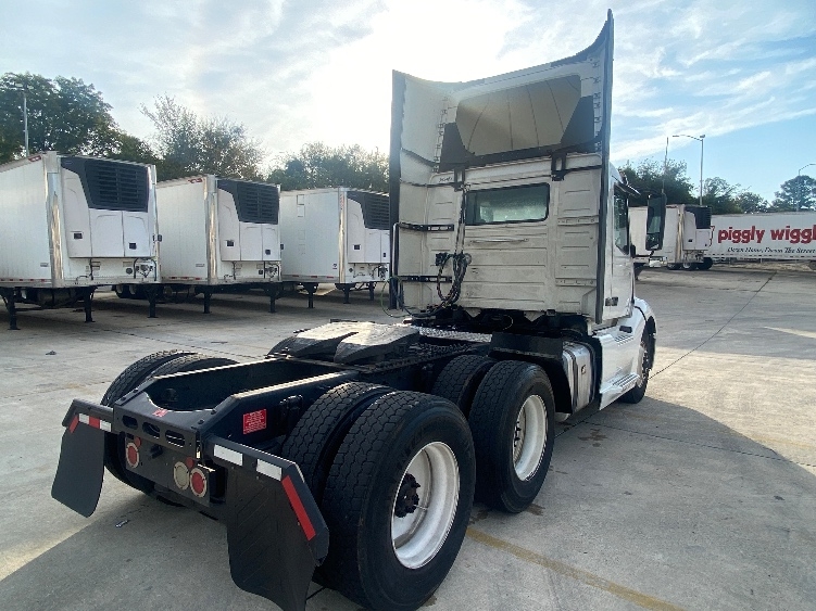 2020 Volvo VNL 300 in Bessemer, AL — photo 7