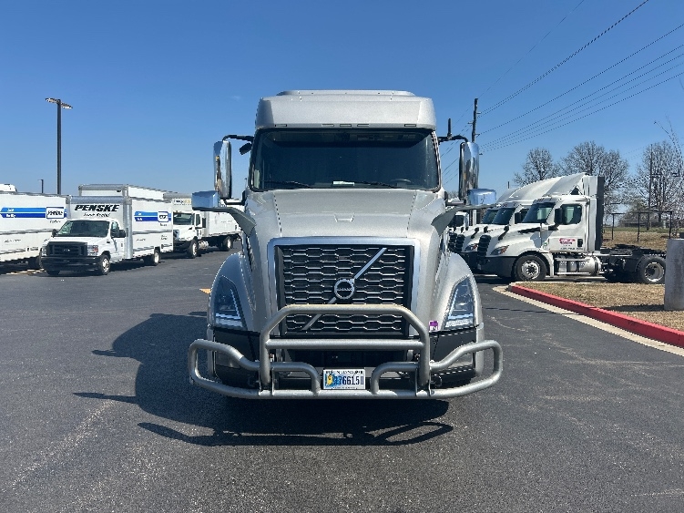2020 Volvo in Lowell, AR — photo 2