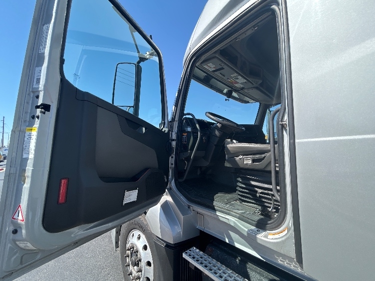 2020 Volvo in Lowell, AR — photo 9