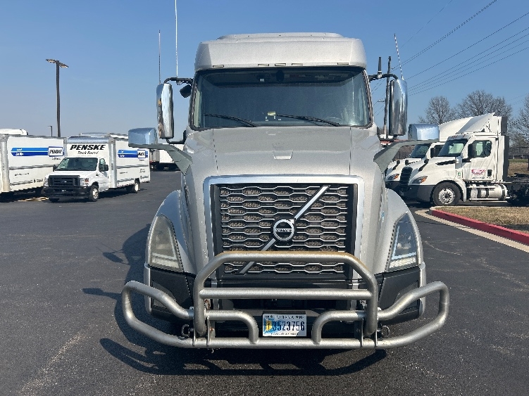 2020 Volvo in Lowell, AR — photo 2