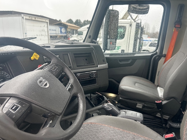2020 Volvo VNR 640 in Greensboro, NC — photo 10