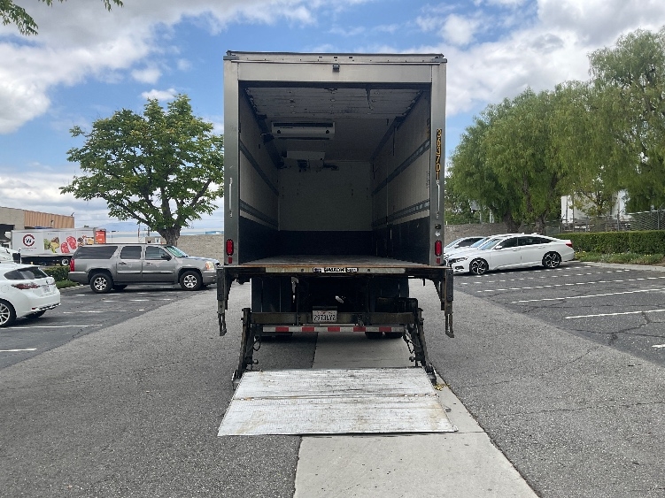 2020 Freightliner M2 106 in Torrance, CA — photo 9