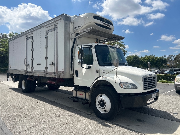 2020 Freightliner M2 106