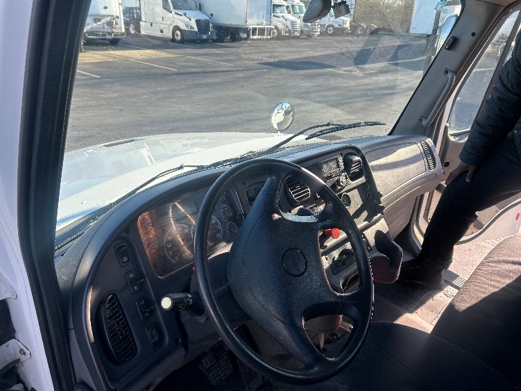 2020 Freightliner M2 112 in Akron, OH — photo 10