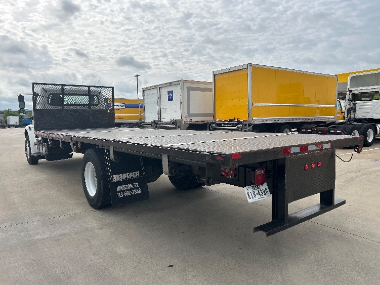 2020 Freightliner eM2 in Dallas, TX — photo 6