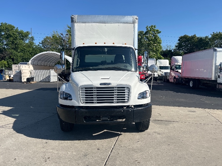 2020 Freightliner eM2 in Indianapolis, IN — photo 2
