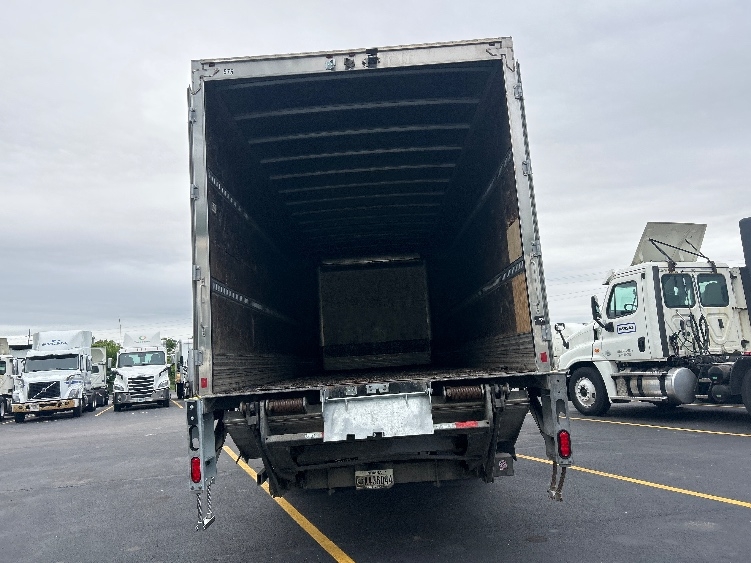 2020 Freightliner eM2 in Indianapolis, IN — photo 8