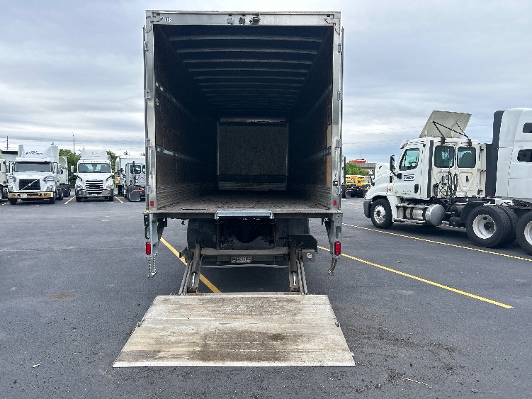 2020 Freightliner eM2 in Indianapolis, IN — photo 9