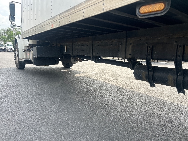 2020 Freightliner eM2 in Louisville, KY — photo 5