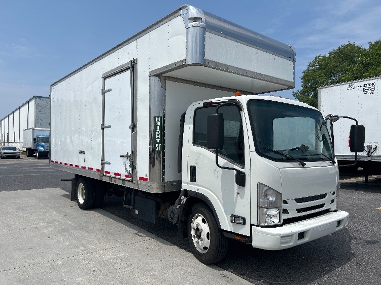 2020 Isuzu NRR in Harahan, LA