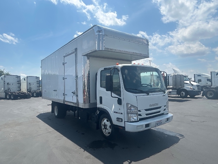 2020 Isuzu NRR in Columbus, OH