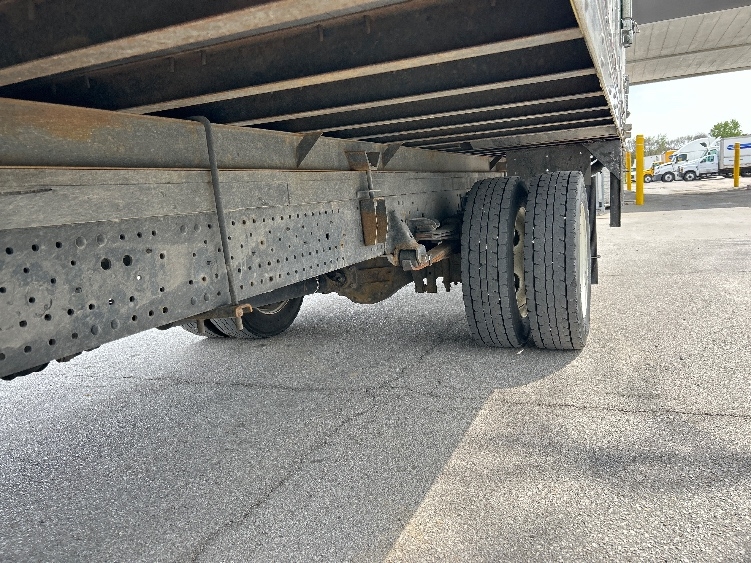 2020 Isuzu NRR in Omaha, NE — photo 5
