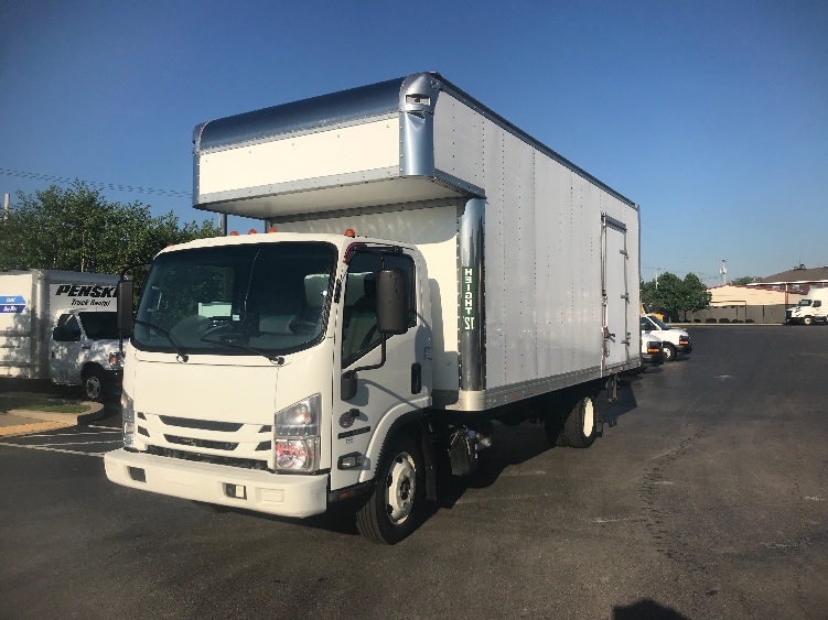 2020 Isuzu NRR in Akron, OH — photo 3