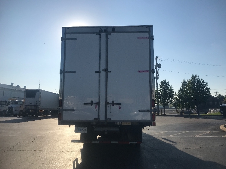 2020 Isuzu NRR in Akron, OH — photo 7