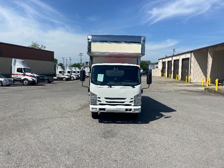 2020 Isuzu NRR in Nashville (Mount Juliet), TN — photo 2