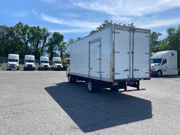2020 Isuzu NRR in Nashville (Mount Juliet), TN — photo 6