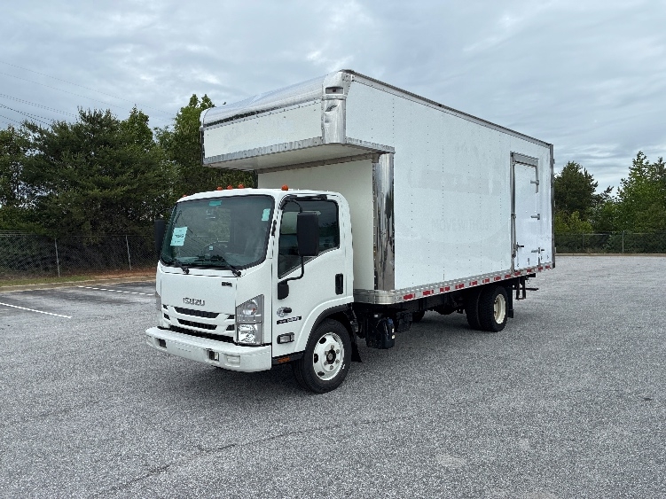 2020 Isuzu NRR in Greenville, SC — photo 3