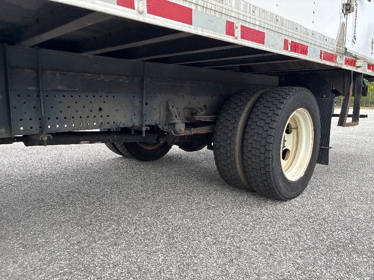 2020 Isuzu NRR in Greenville, SC — photo 5