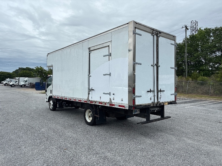 2020 Isuzu NRR in Greenville, SC — photo 6