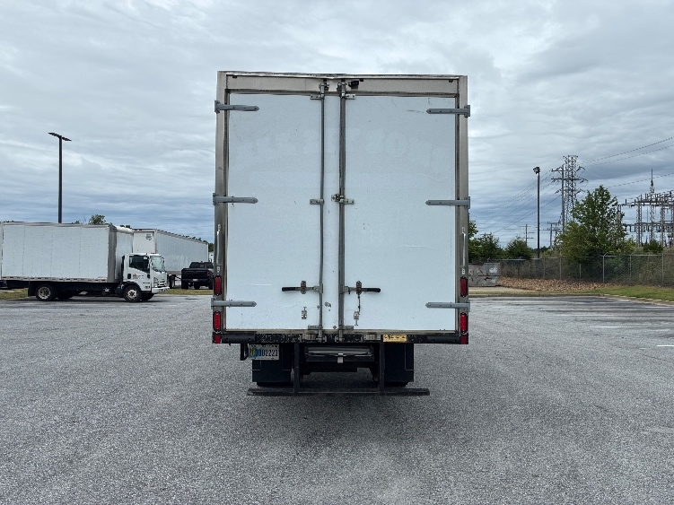 2020 Isuzu NRR in Greenville, SC — photo 7