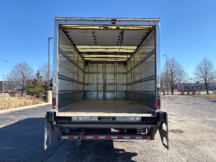 2020 Freightliner M2 106 in Chicago (Melrose Park), IL — photo 8