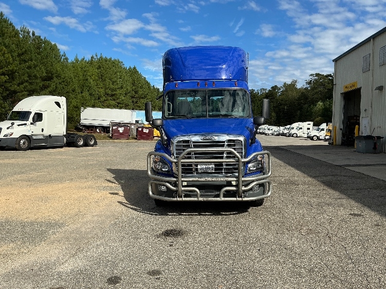 2020 Freightliner in Prince George, VA — photo 2