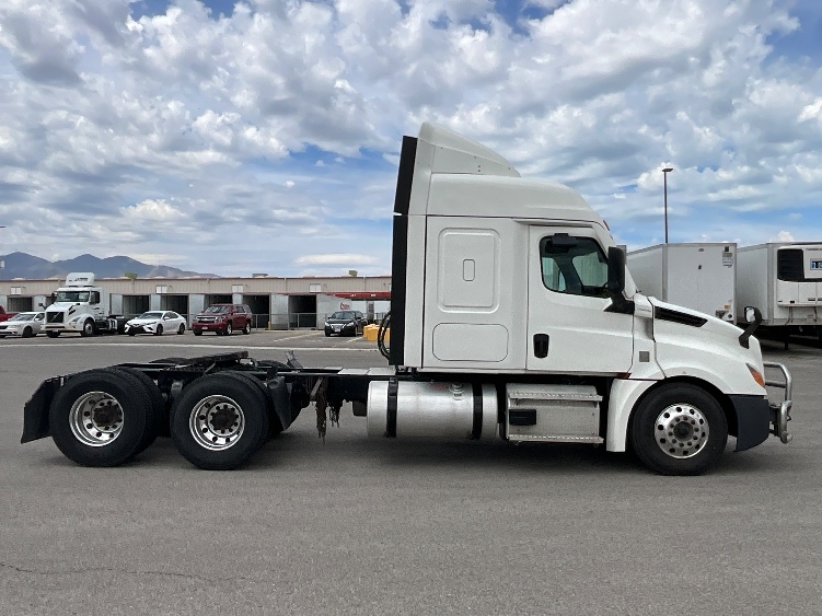 2020 Freightliner Cascadia in Salt Lake City, UT — photo 8