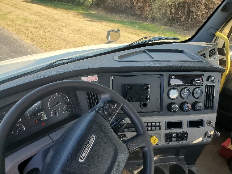 2020 Freightliner in White Deer, PA — photo 10