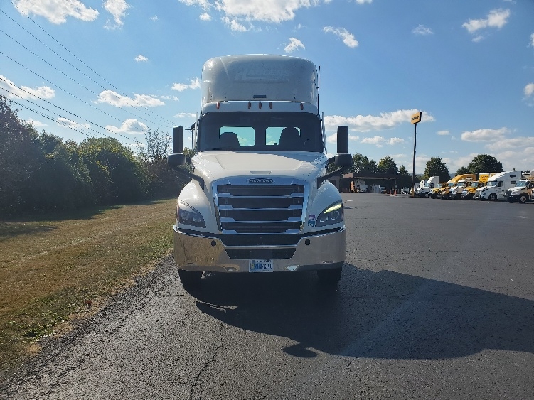 2020 Freightliner in White Deer, PA — photo 2