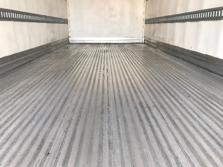 2020 Isuzu NRR in Bensalem, PA — photo 10