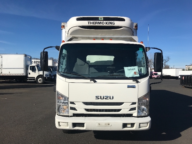 2020 Isuzu NRR in Bensalem, PA — photo 2