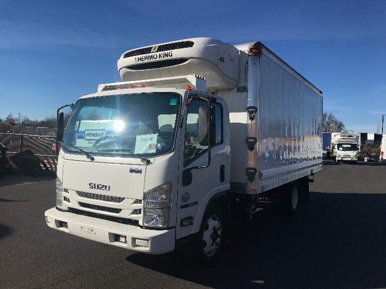 2020 Isuzu NRR in Bensalem, PA — photo 3