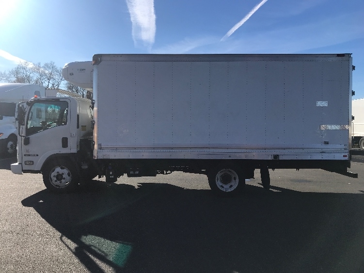 2020 Isuzu NRR in Bensalem, PA — photo 4