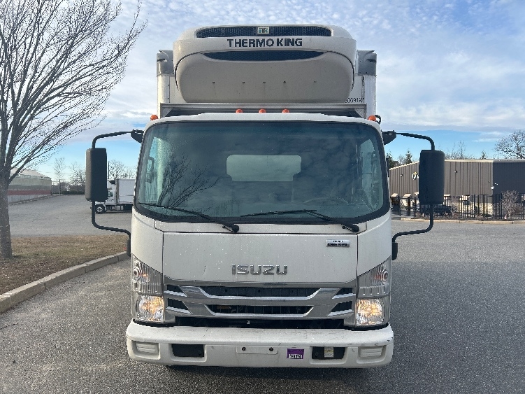 2020 Isuzu NRR in Fitchburg, MA — photo 2