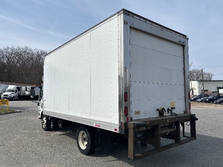 2020 Isuzu NRR in Fitchburg, MA — photo 6