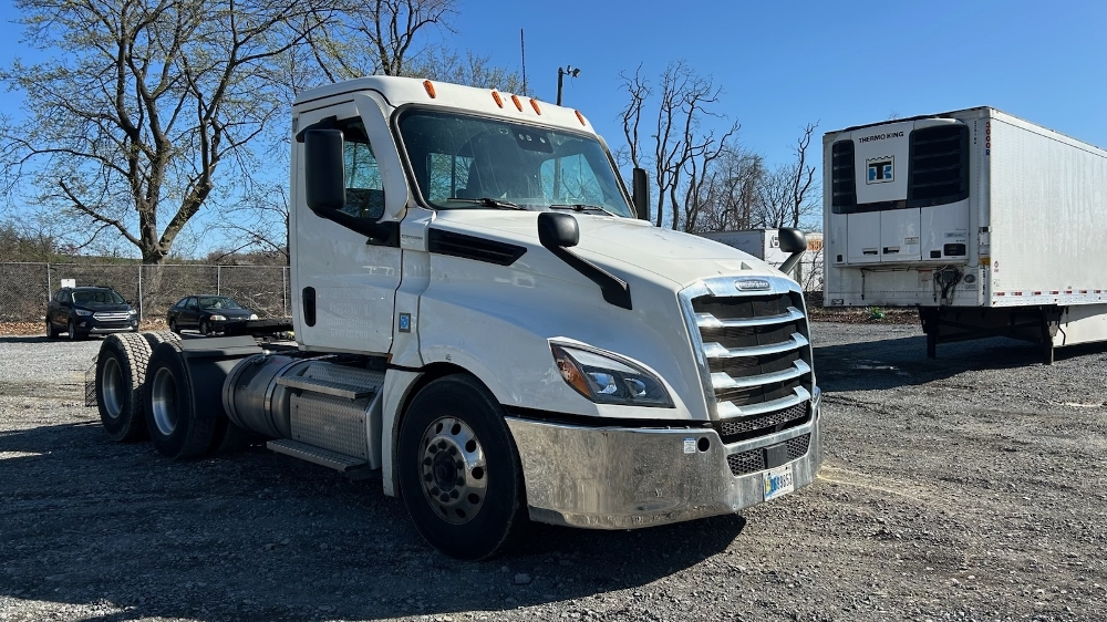 2020 Freightliner Cascadia