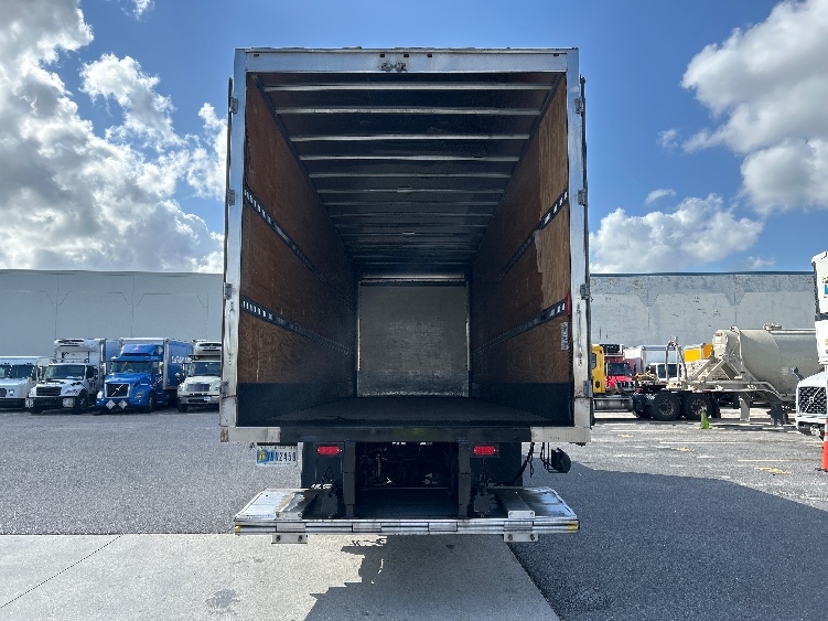 2020 Freightliner eM2 in Hammond, LA — photo 8