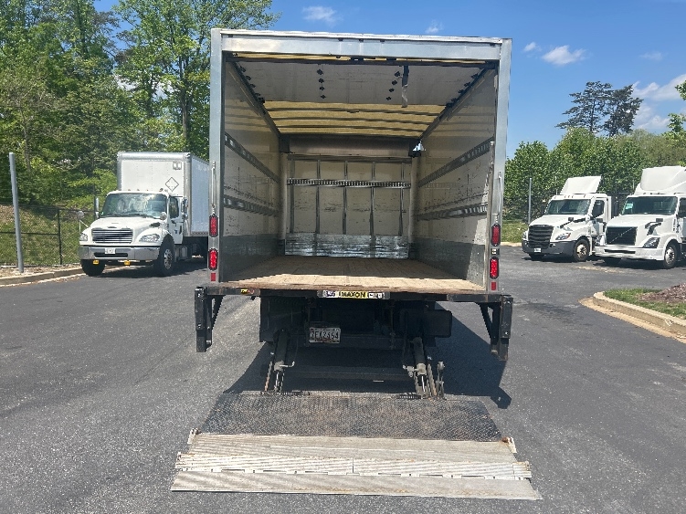 2020 Isuzu NQR in Jessup, MD — photo 9
