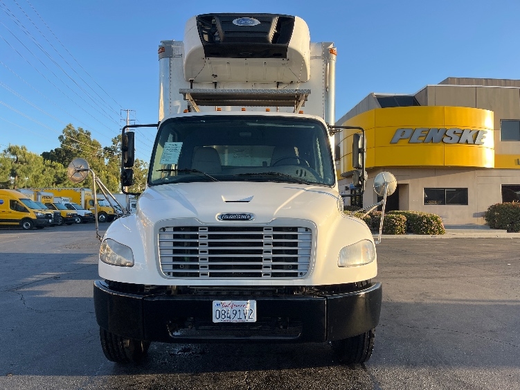 2020 Freightliner M2 106 in Torrance, CA — photo 2