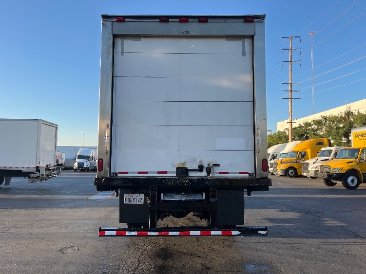 2020 Freightliner M2 106 in Torrance, CA — photo 7