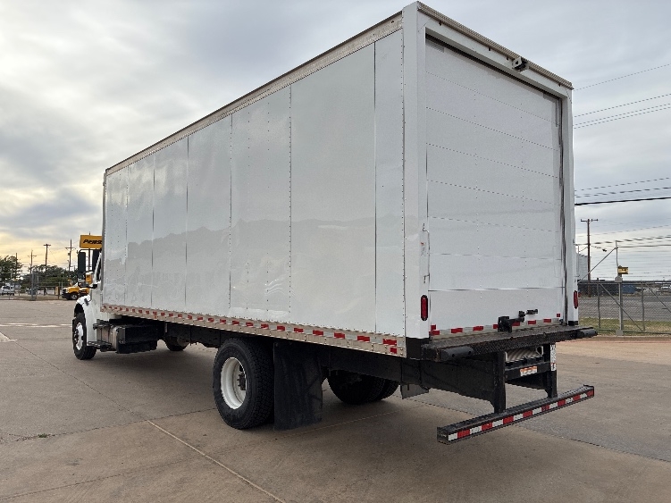 2020 Freightliner M2 106 in Lubbock, TX — photo 6