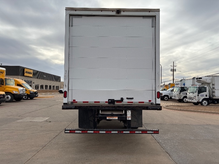 2020 Freightliner M2 106 in Lubbock, TX — photo 7